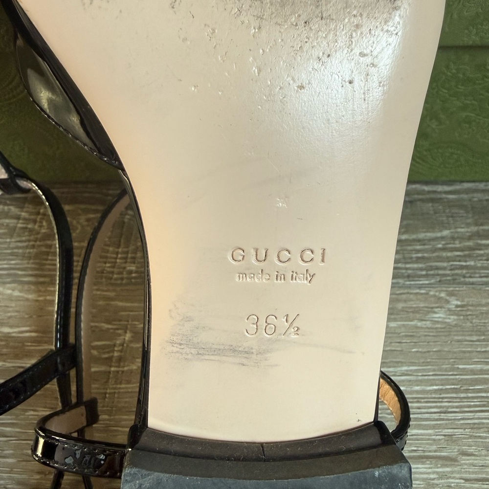 Gucci Black Patent Leather Flats - Picture 9 of 10